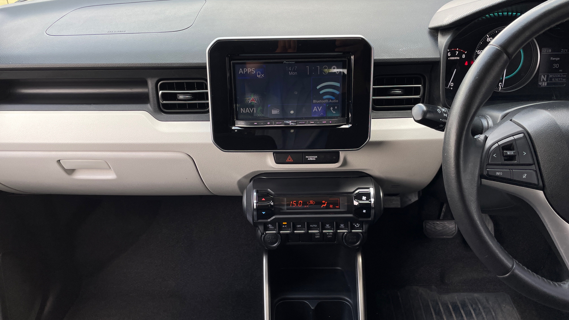 Suzuki Ignis