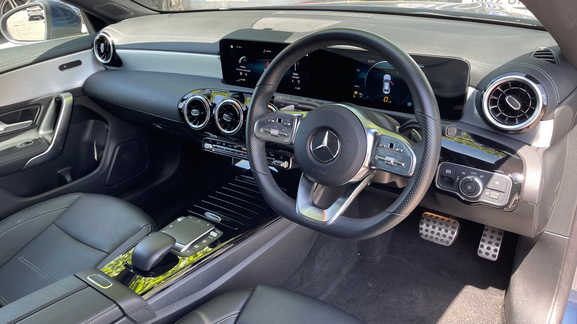 Mercedes Benz CLA