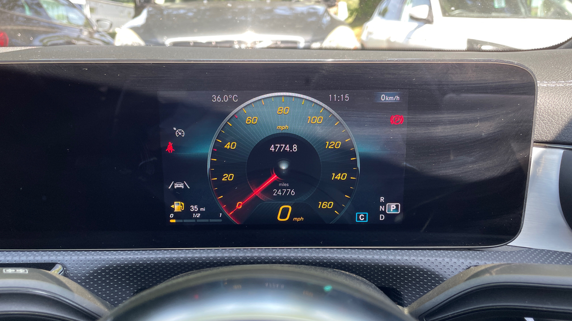 Mercedes Benz CLA