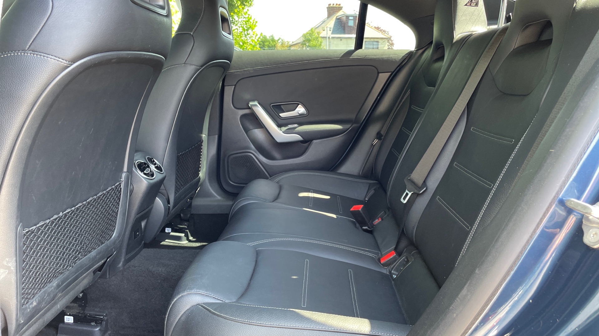 Mercedes Benz CLA