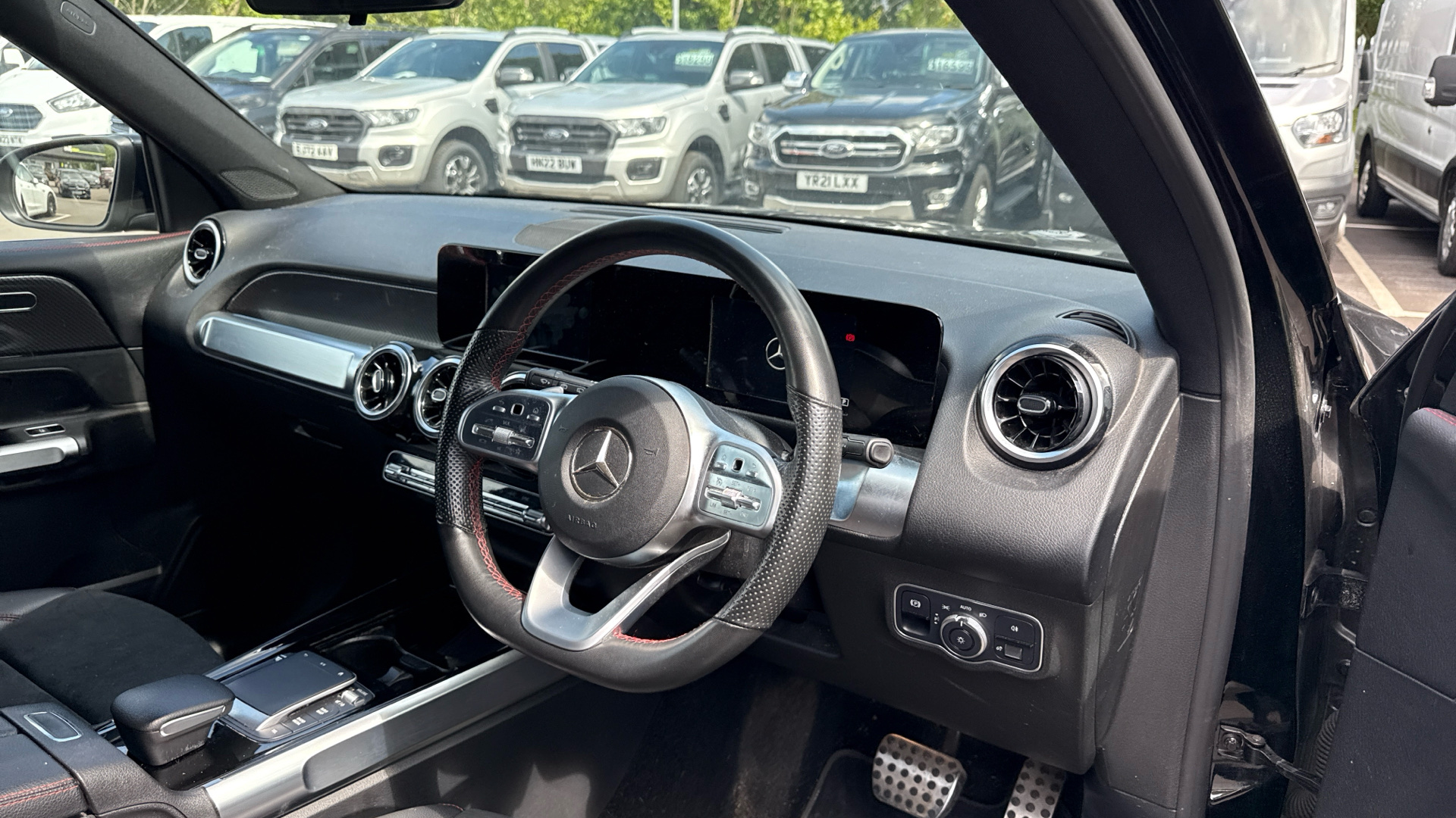 Mercedes Benz Glb