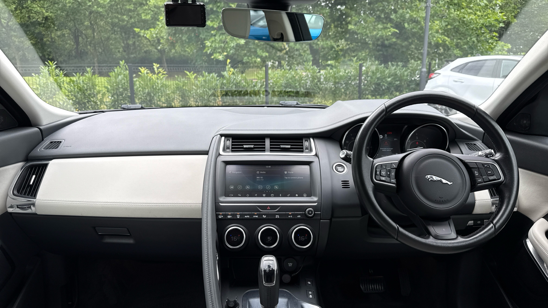 Jaguar E Pace