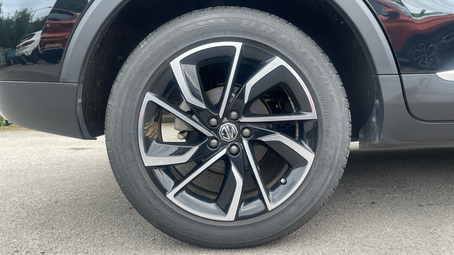 MG ZS