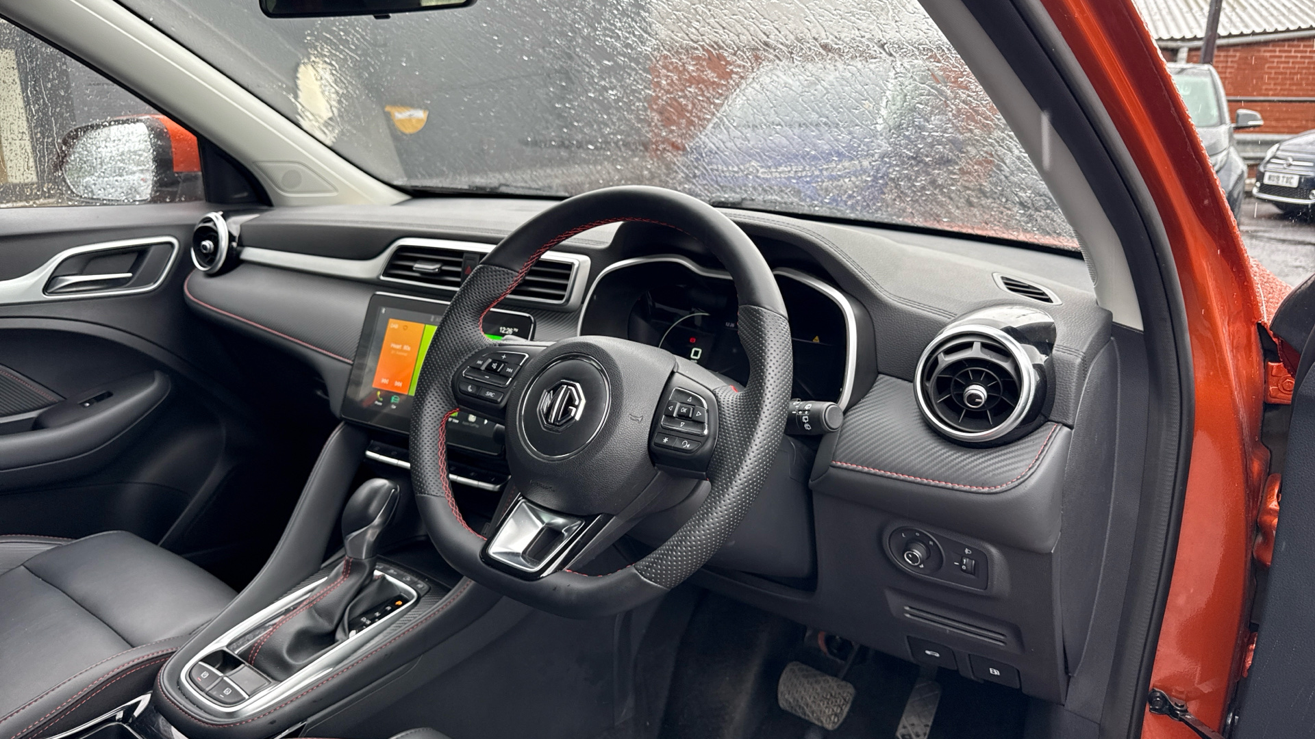 MG ZS
