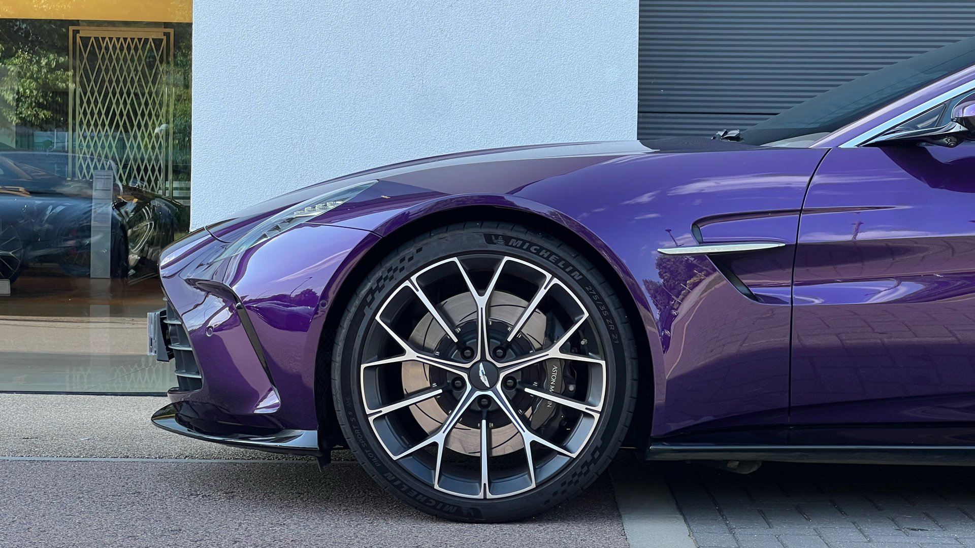 Aston Martin Vantage