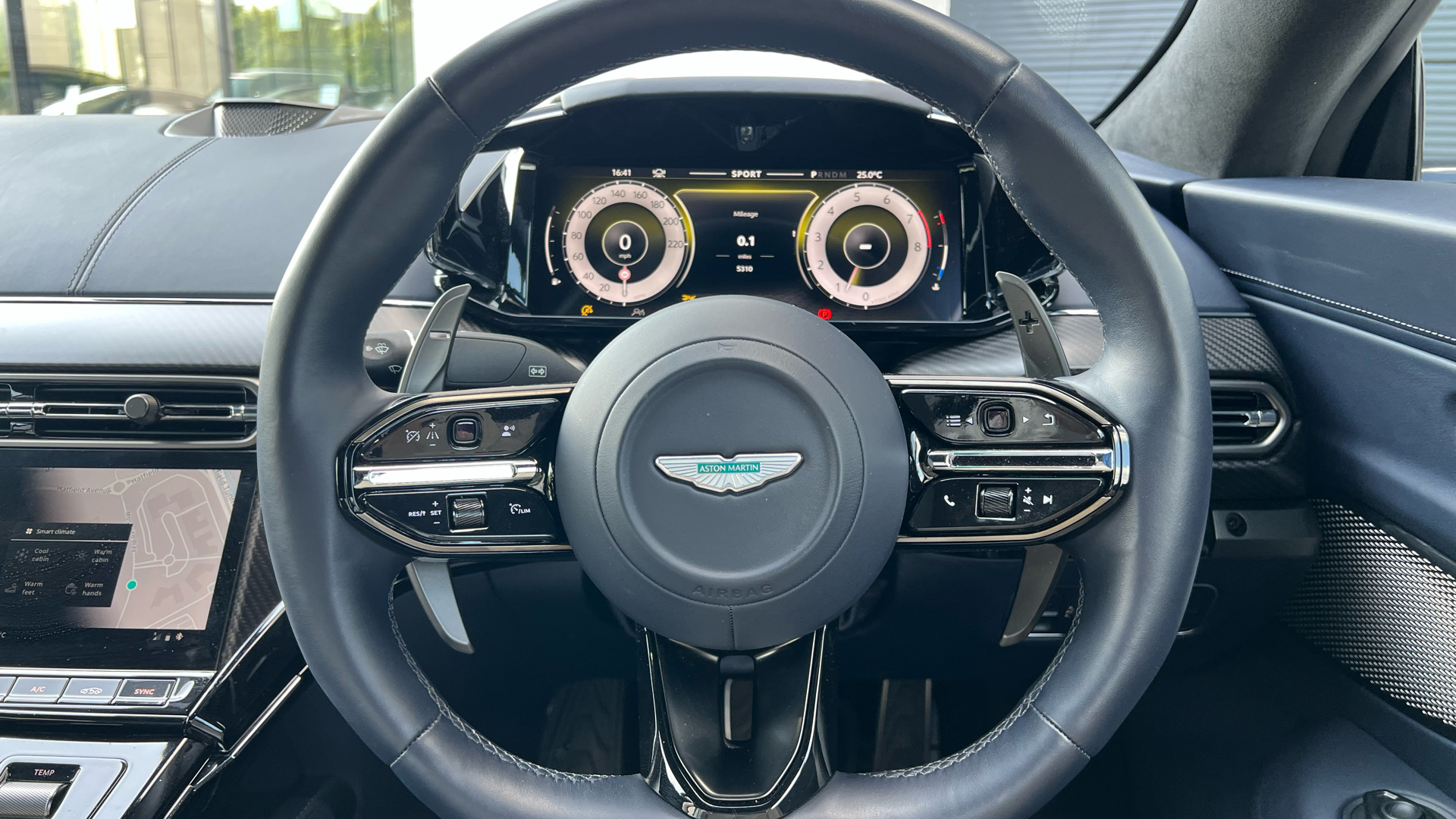 Aston Martin Vantage