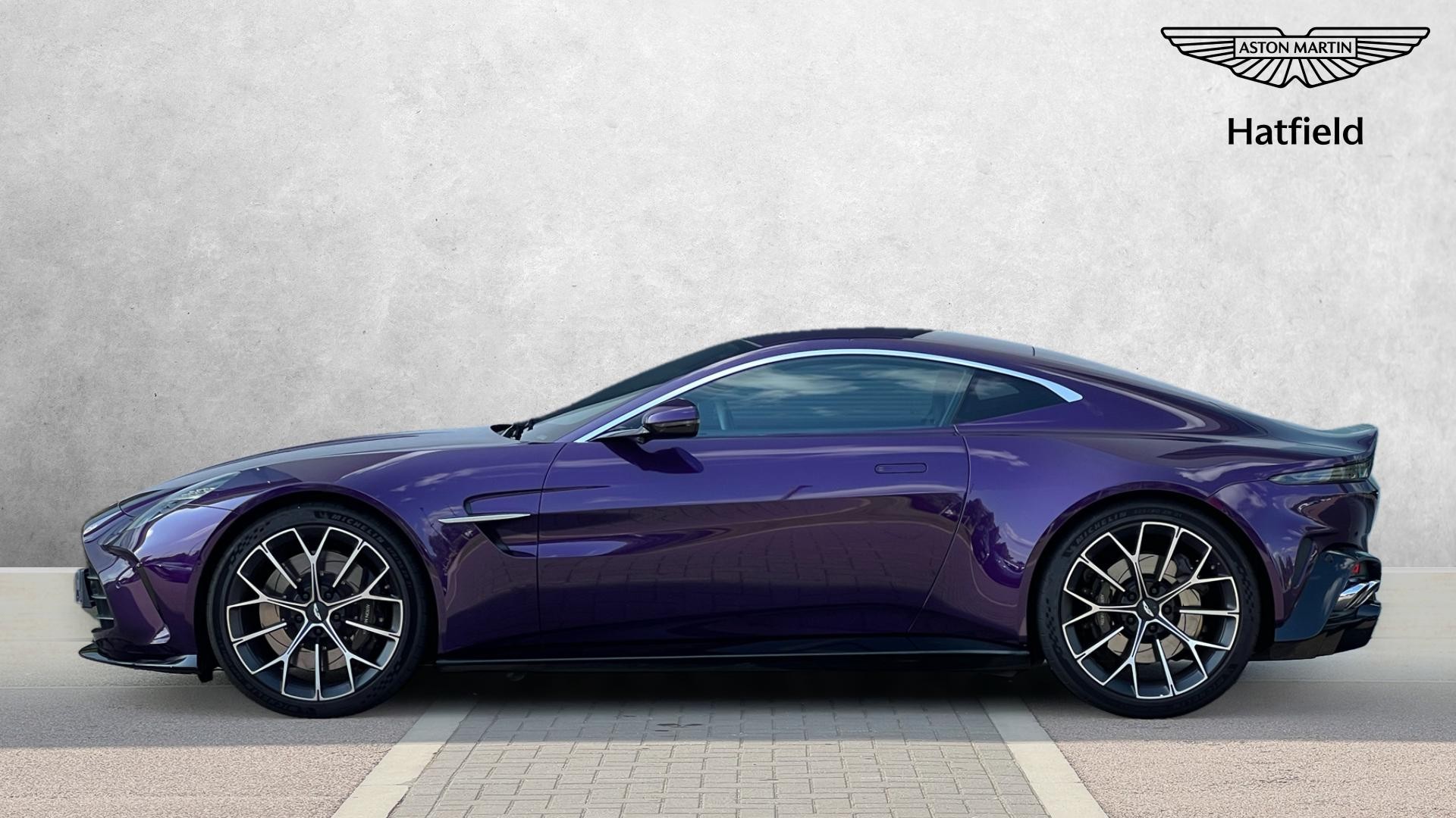 Aston Martin Vantage