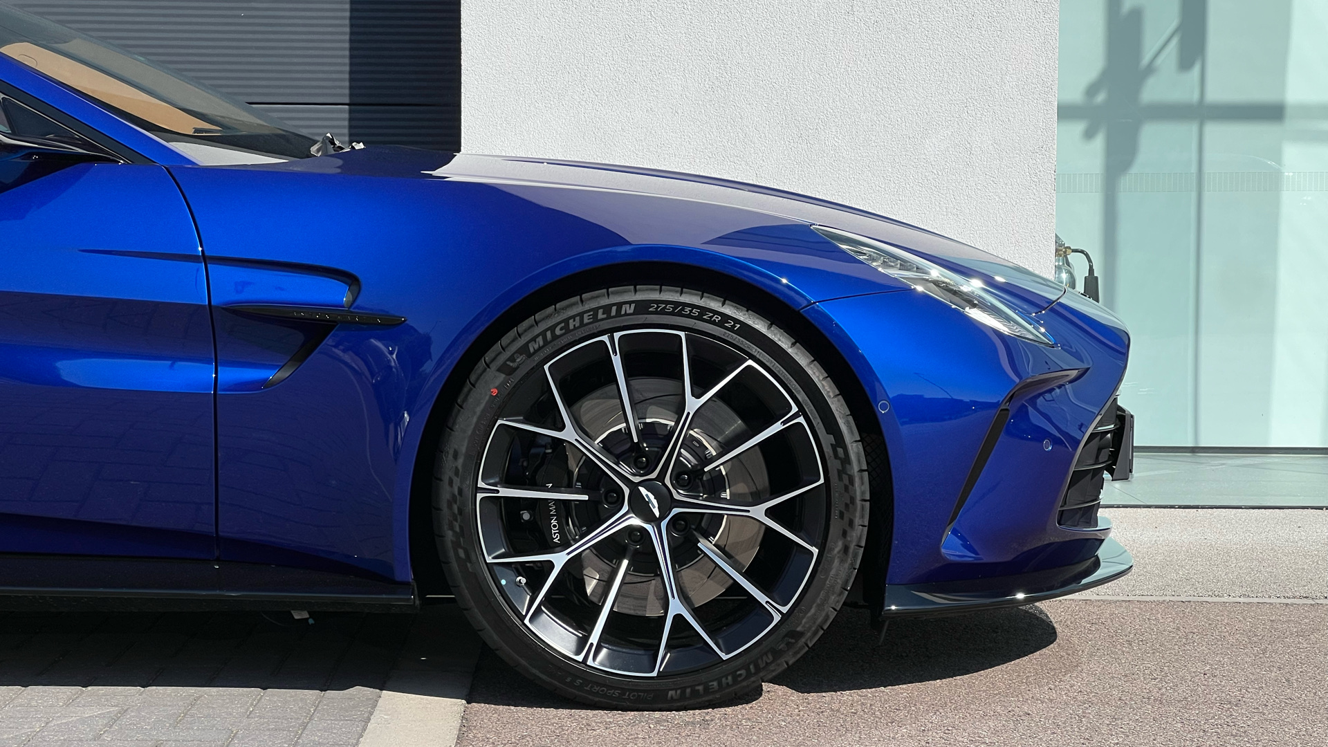 Aston Martin Vantage