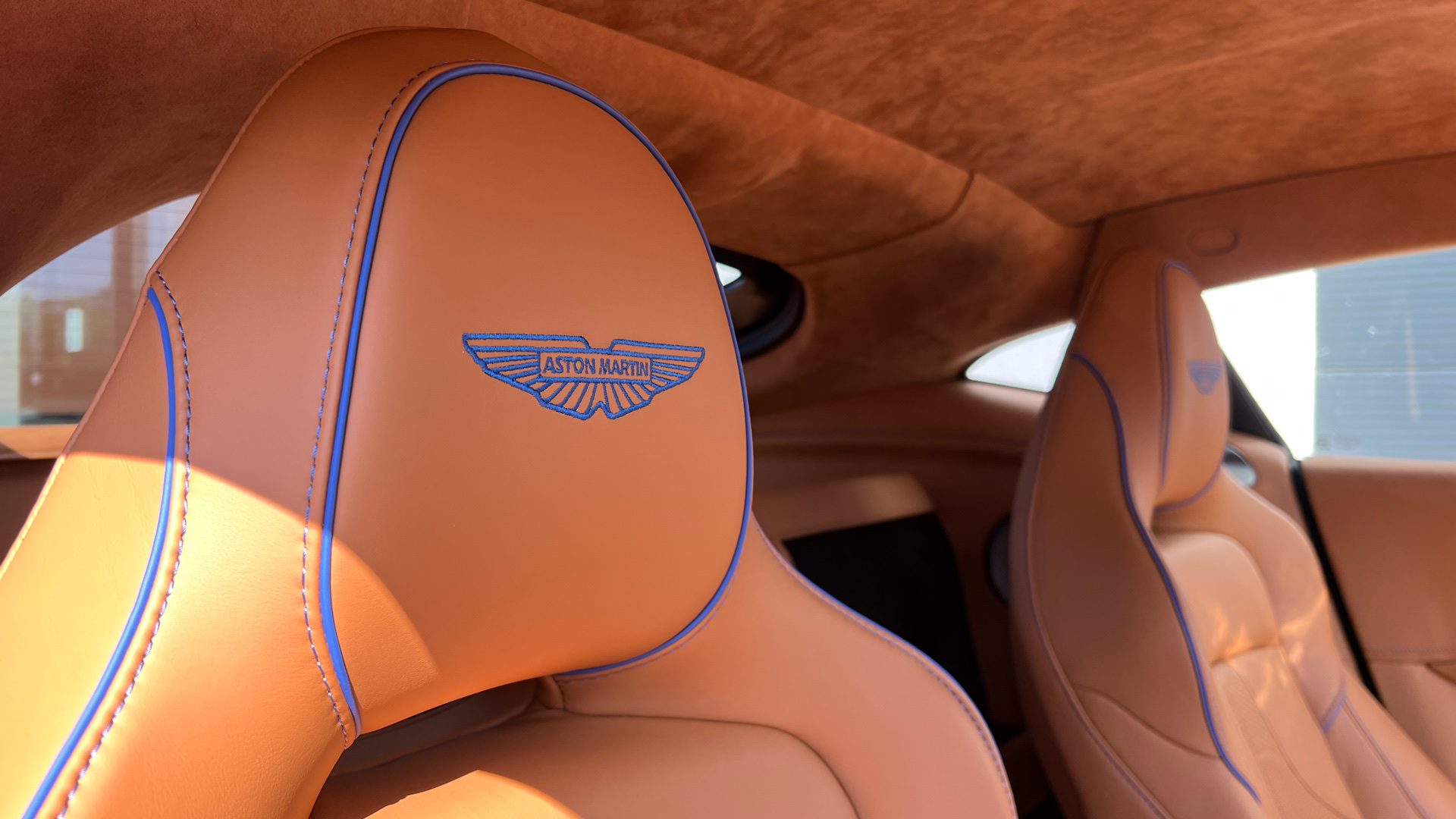 Aston Martin Vantage