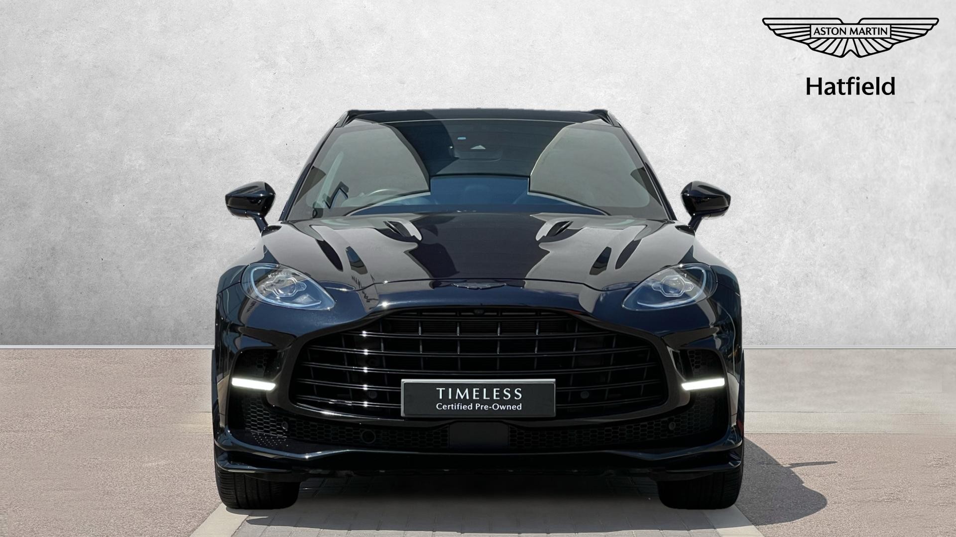 Aston Martin DBX