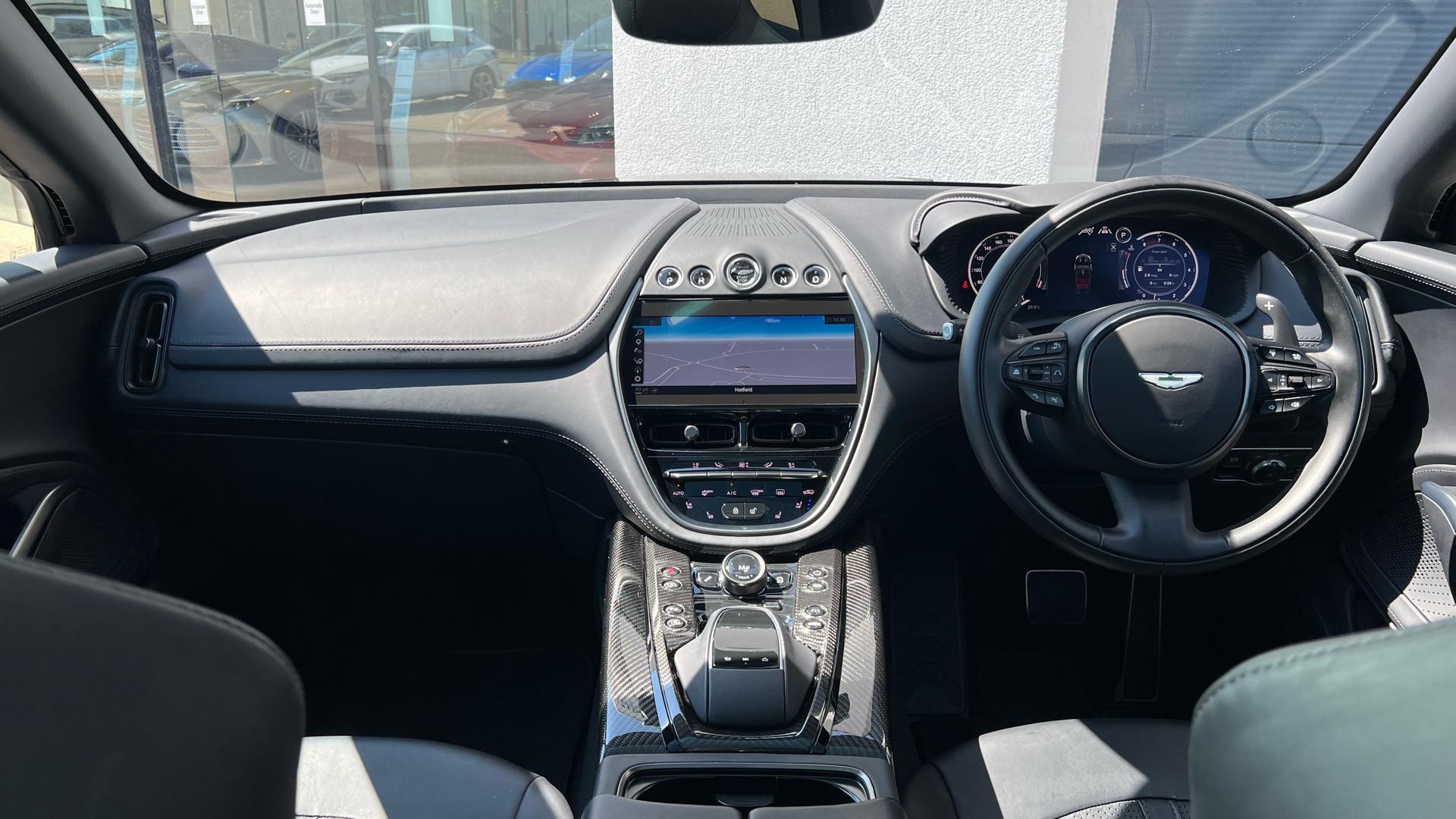 Aston Martin DBX