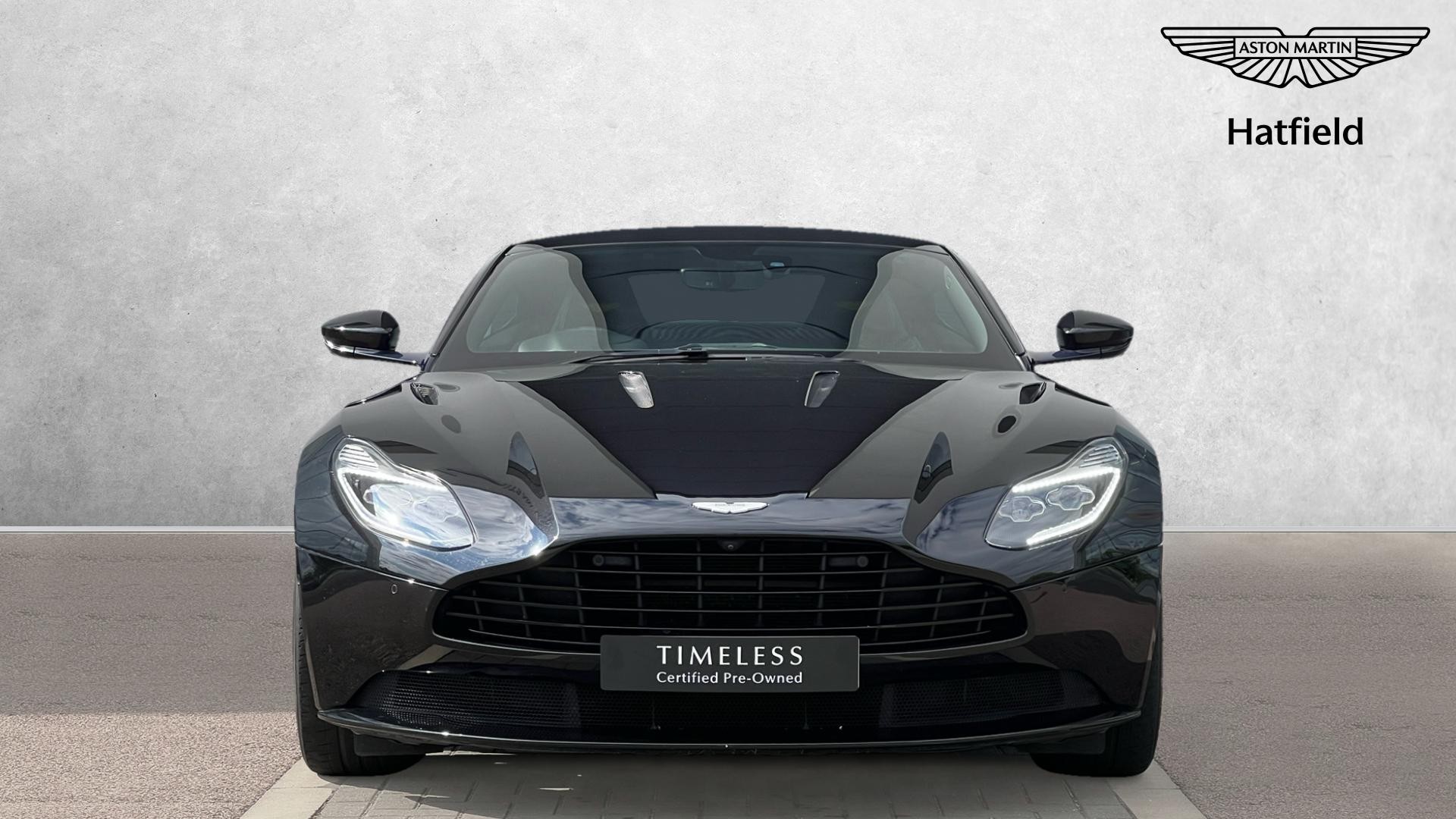 Aston Martin DB11