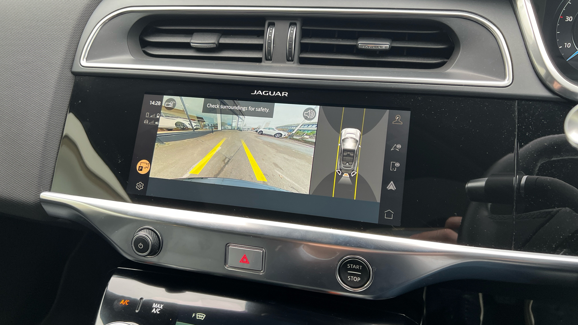 Jaguar I Pace