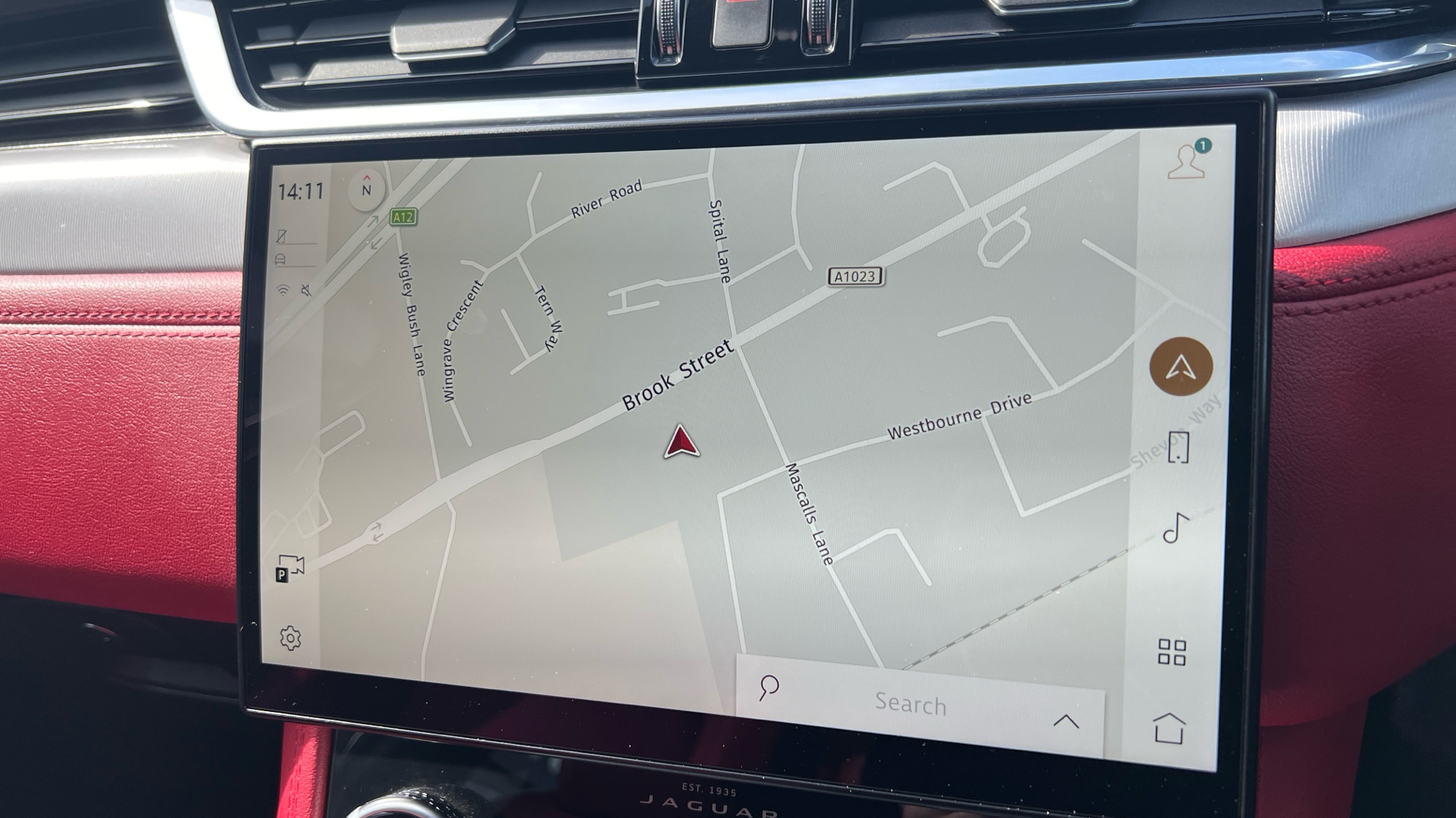 Jaguar F Pace