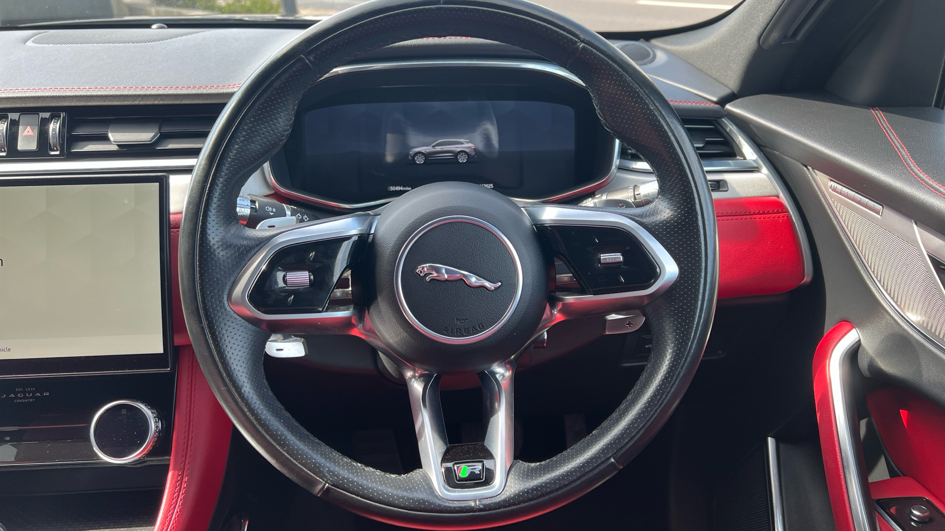 Jaguar F Pace