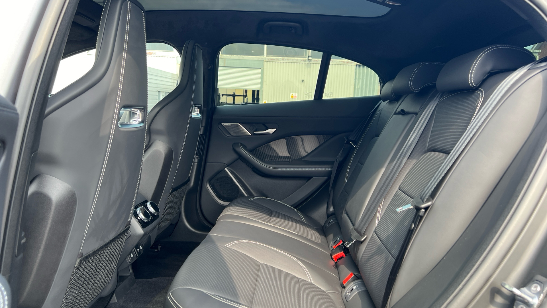 Jaguar I Pace