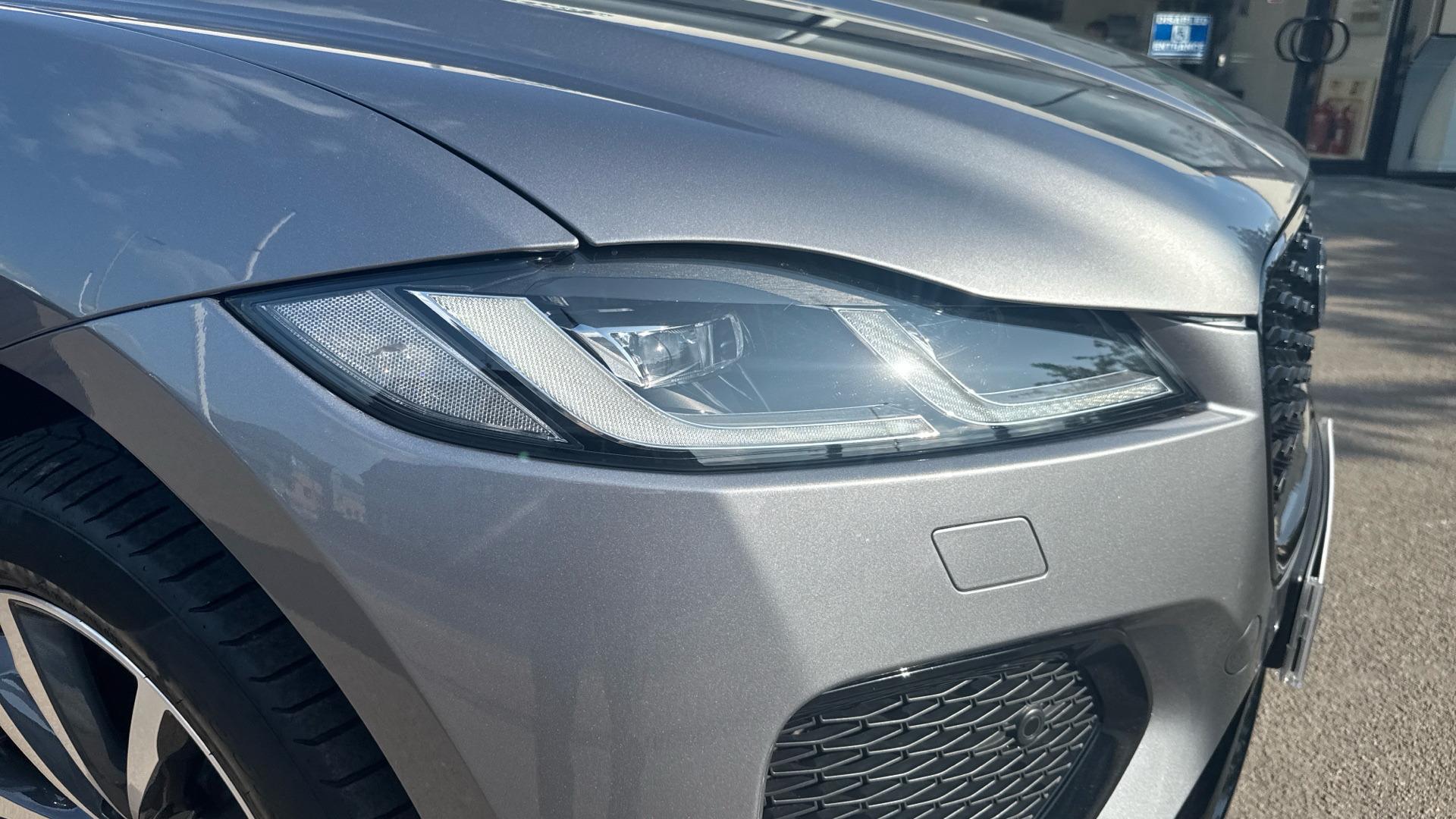 Jaguar F Pace