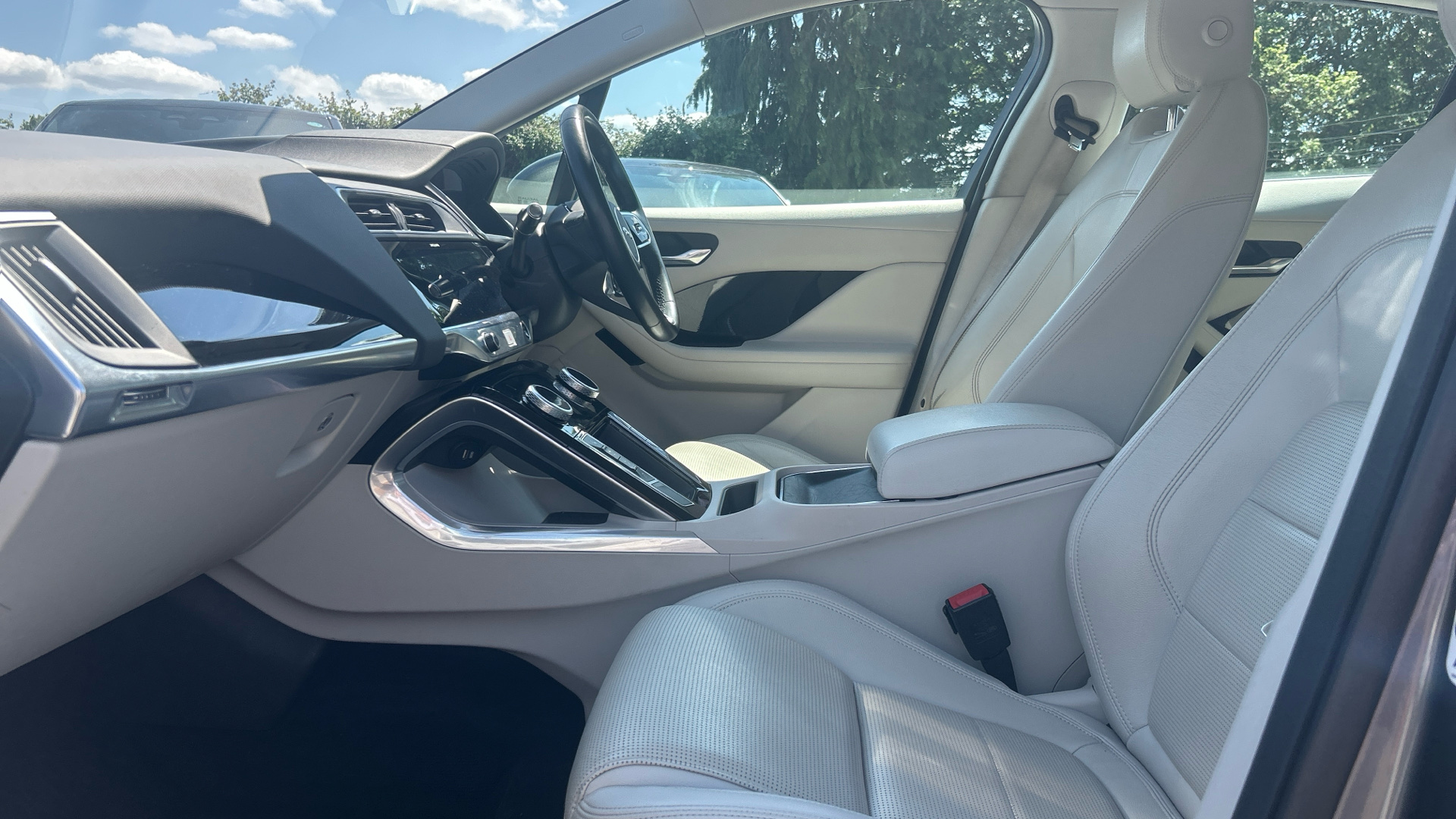 Jaguar I Pace