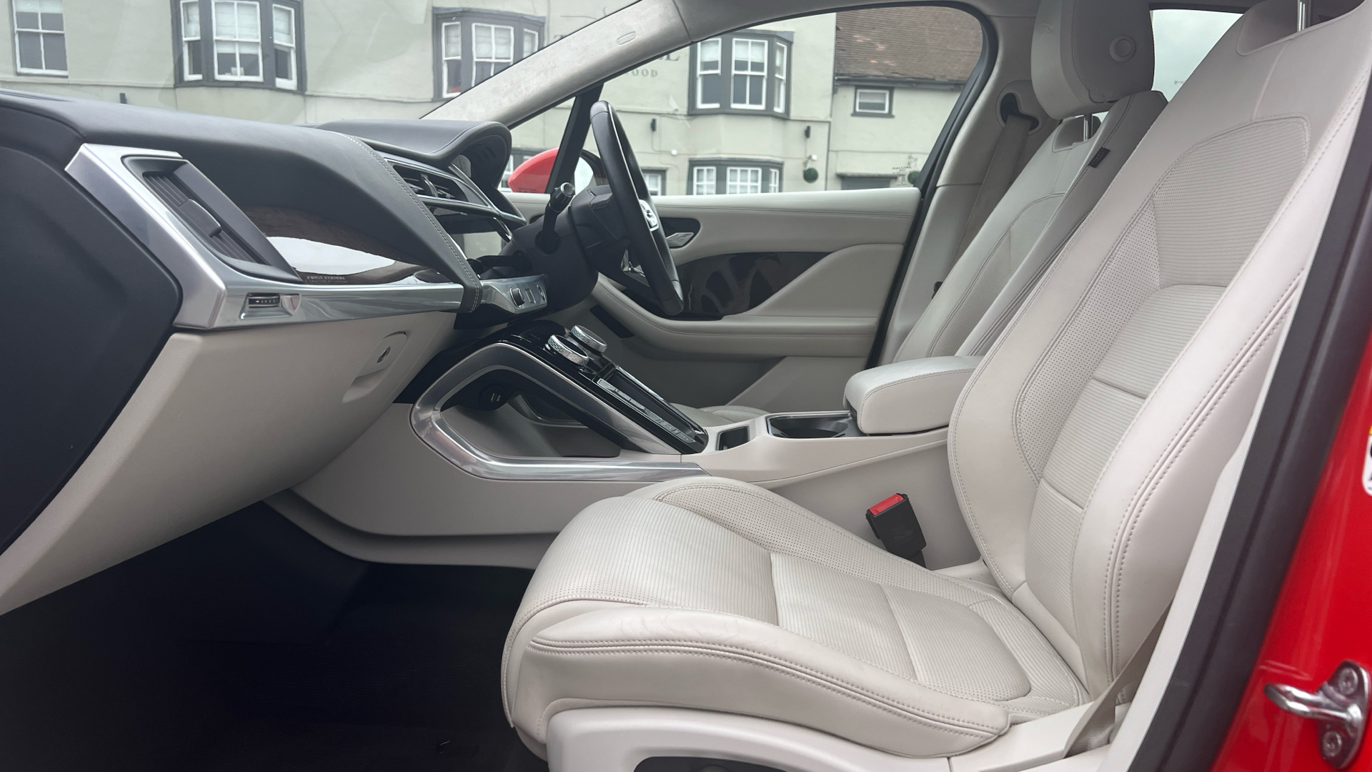 Jaguar I Pace