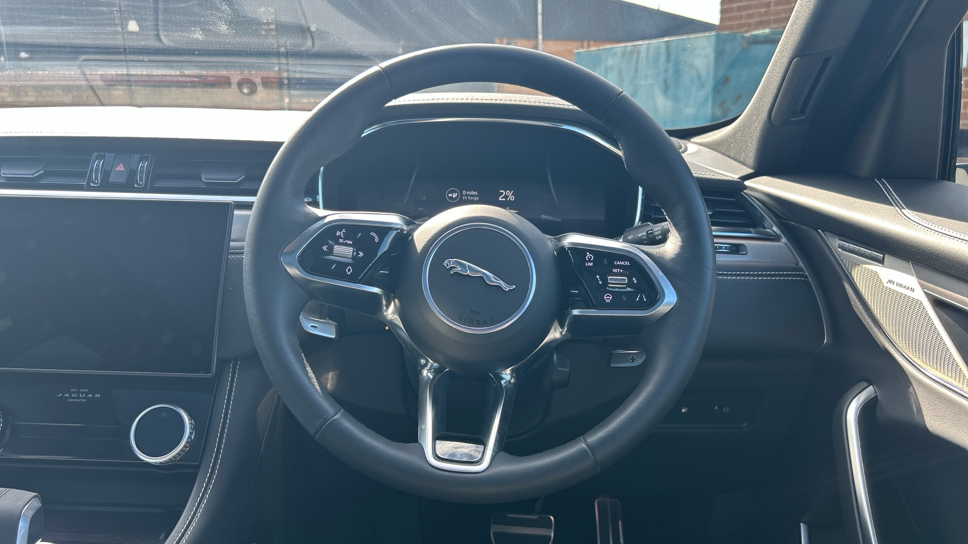 Jaguar F Pace