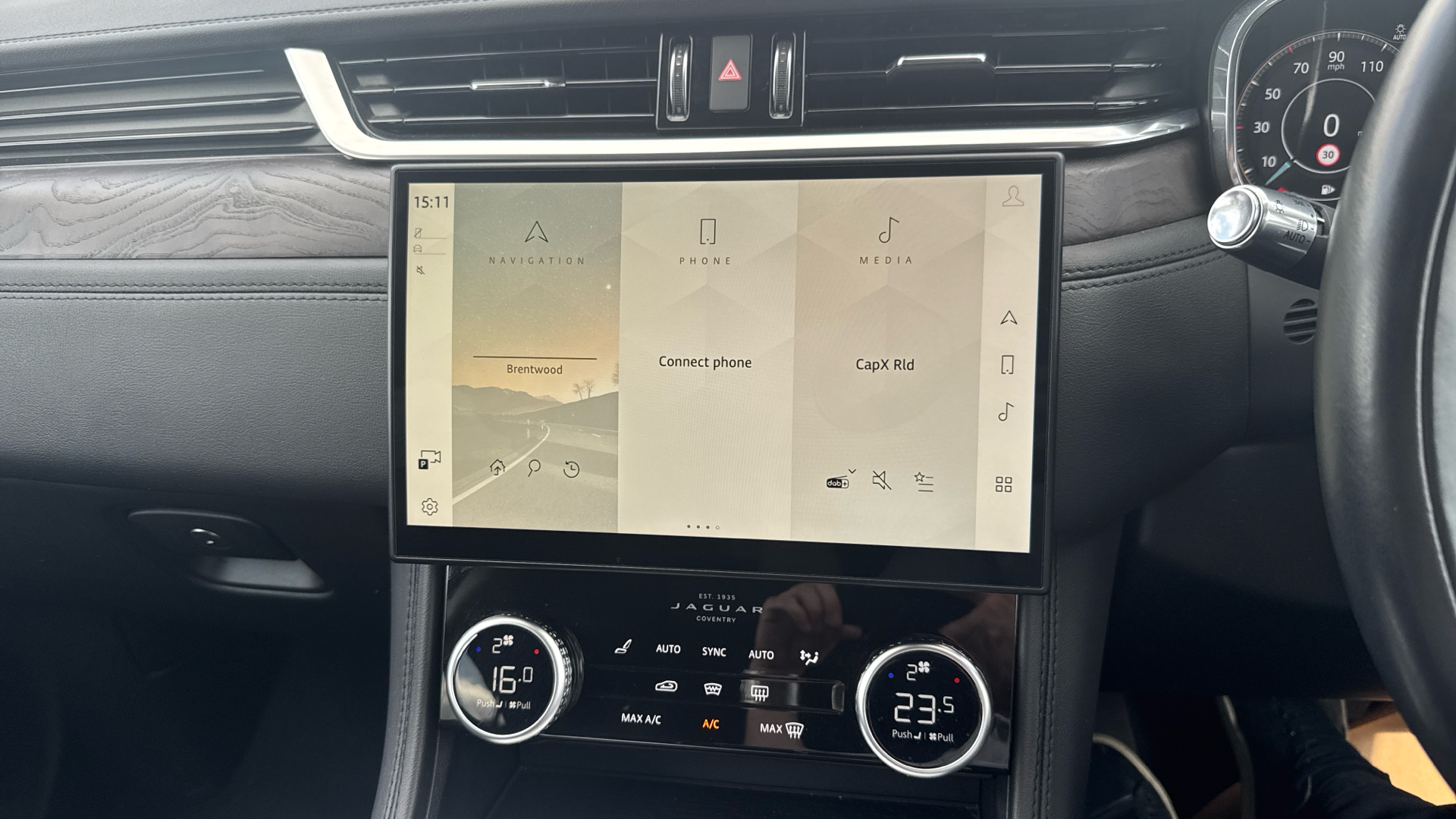 Jaguar F Pace
