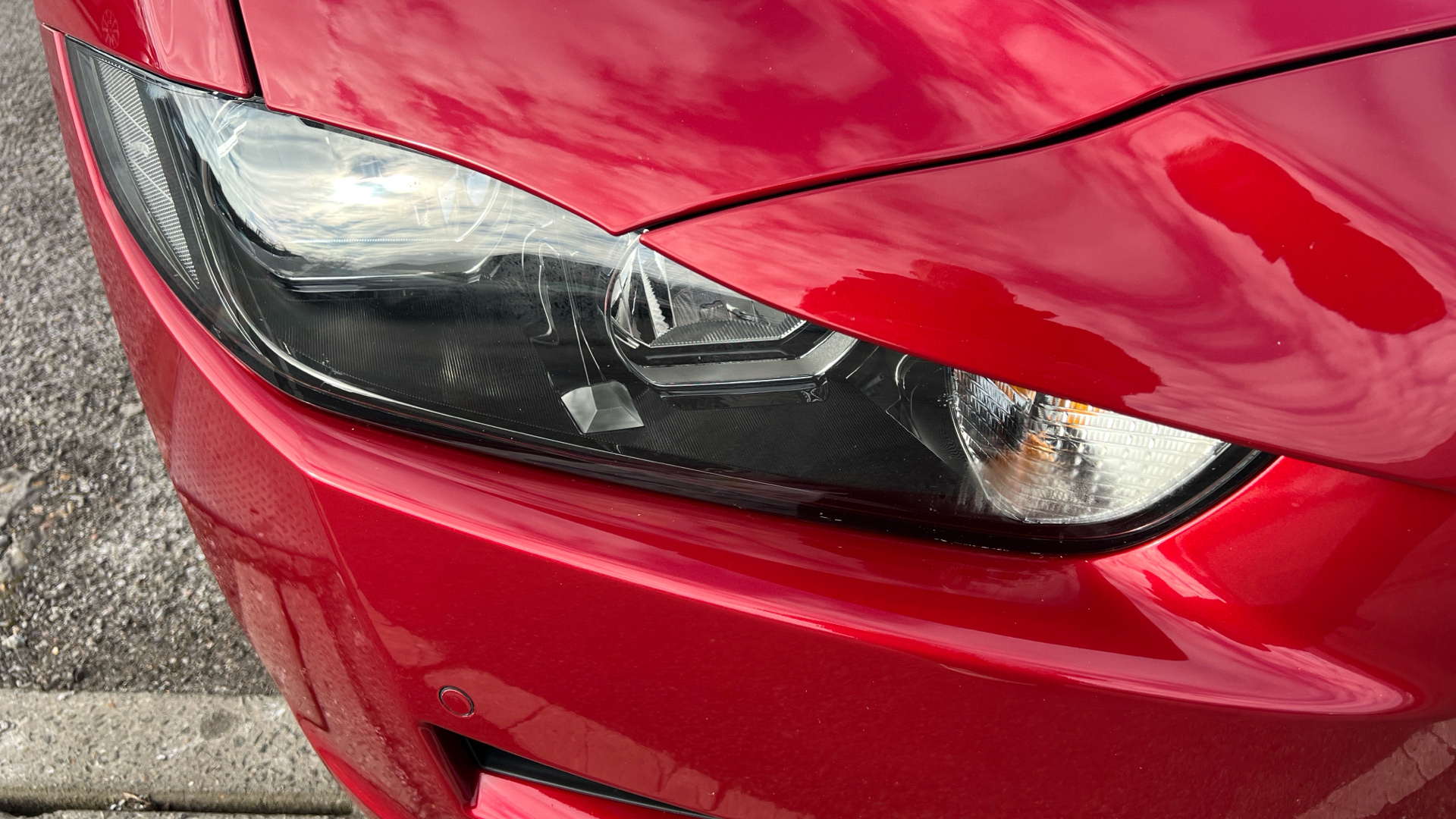 Jaguar XE