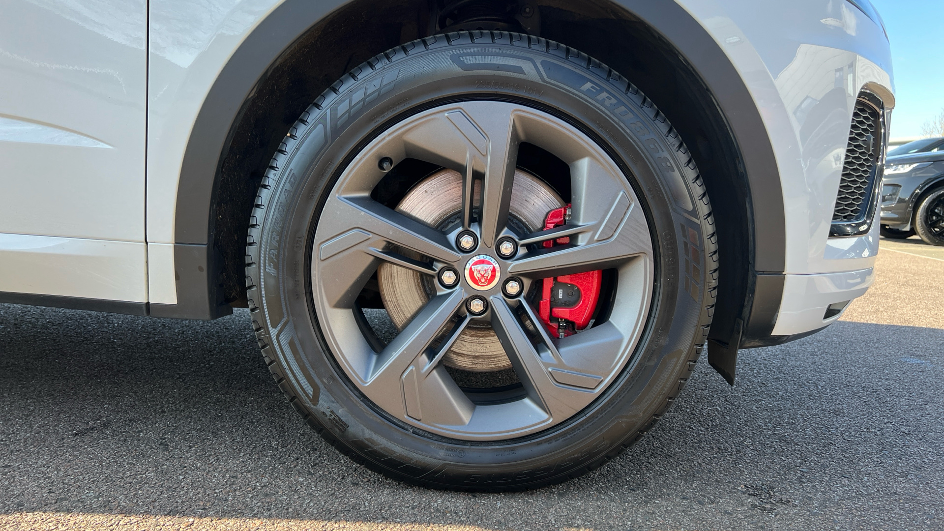 Jaguar E Pace