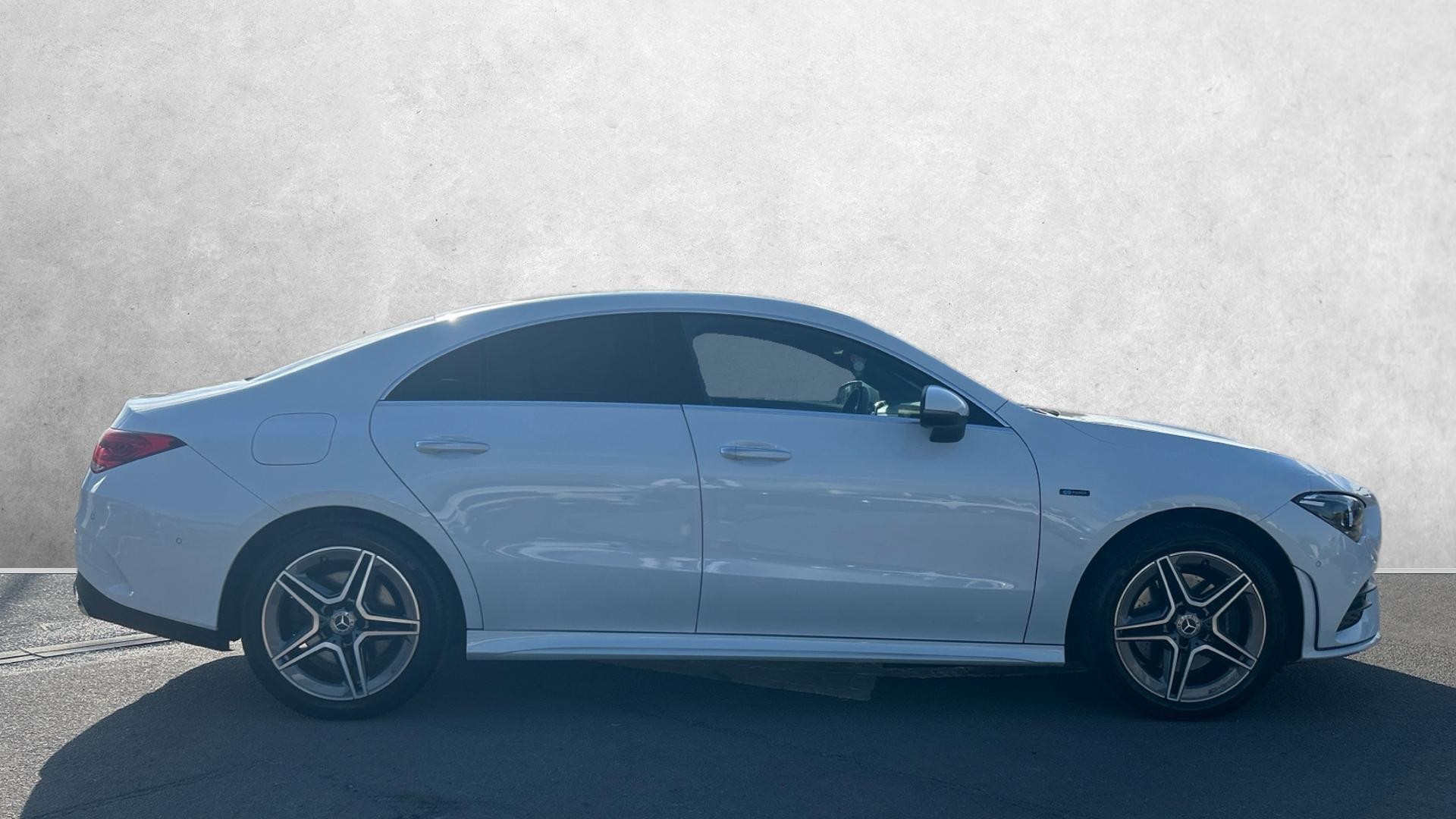 Mercedes Benz CLA
