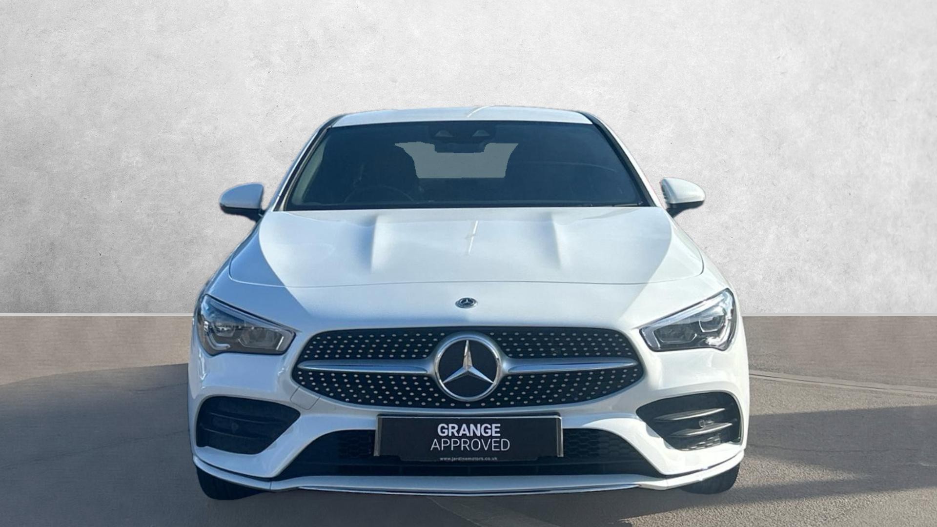 Mercedes Benz CLA
