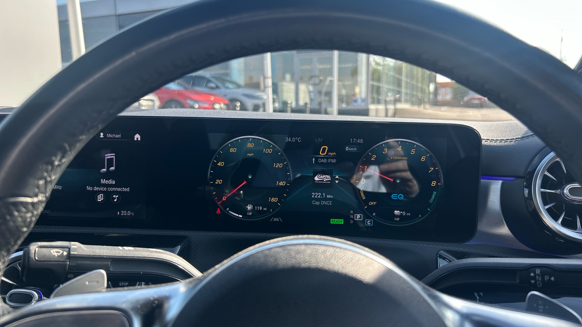 Mercedes Benz CLA