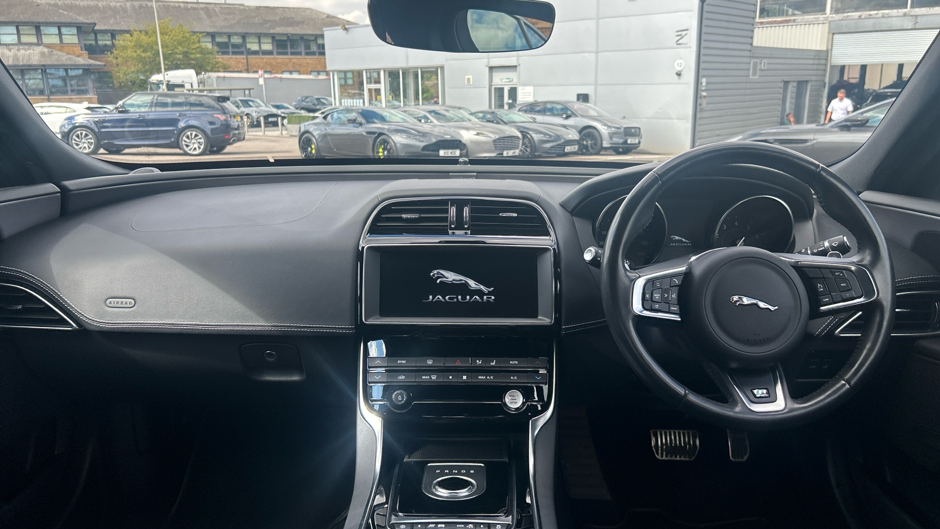 Jaguar XE
