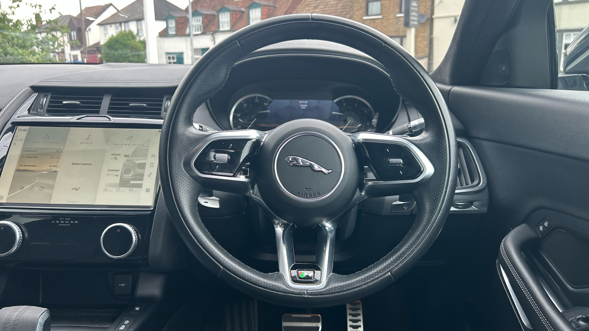 Jaguar E Pace