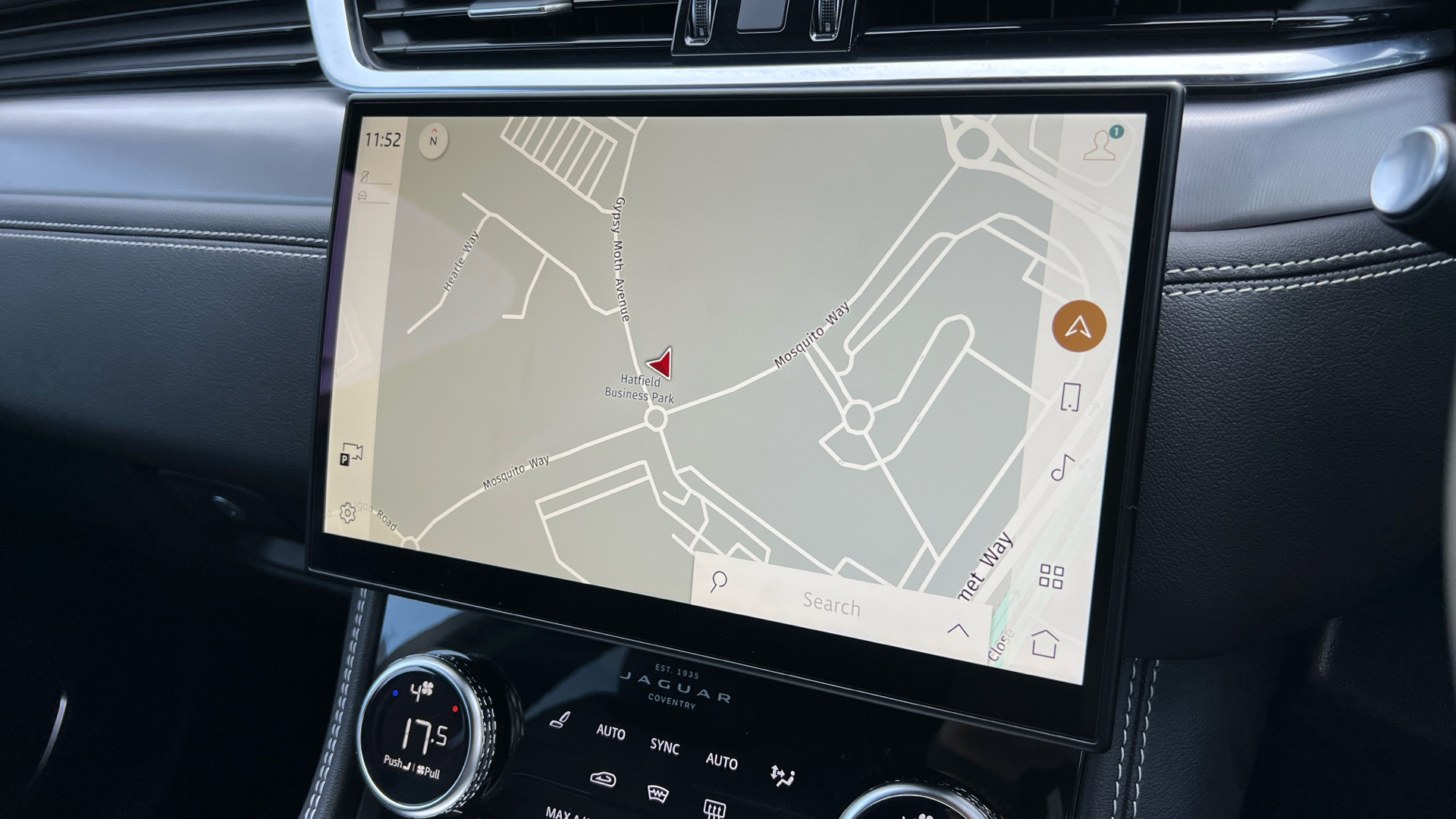 Jaguar F Pace
