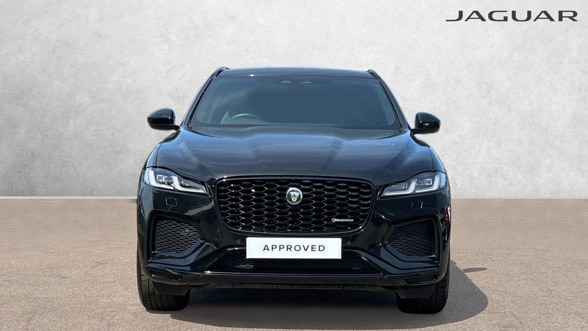 Jaguar F Pace