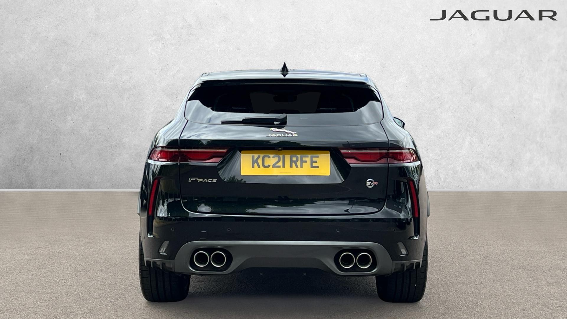 Jaguar F Pace