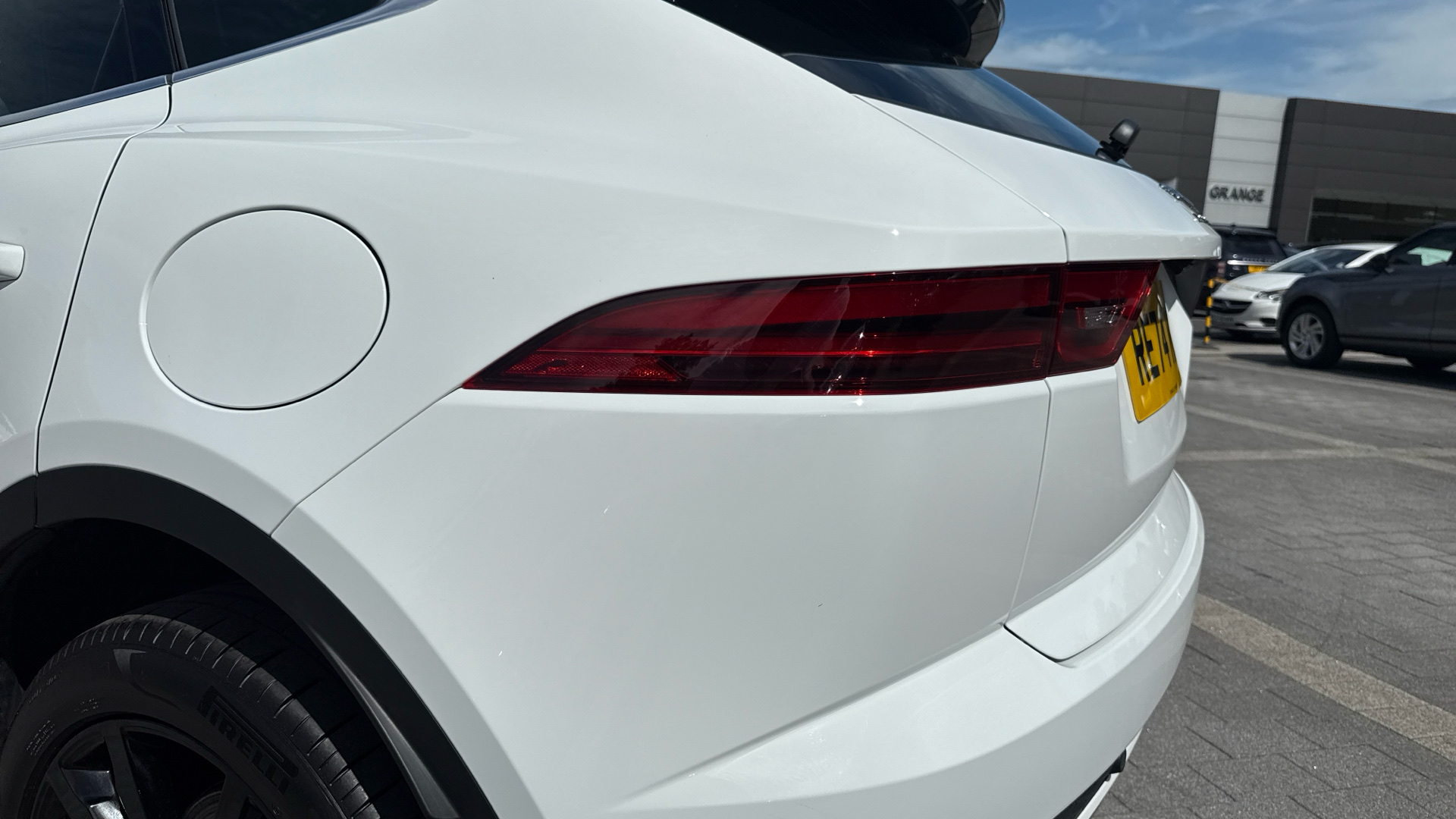 Jaguar E Pace