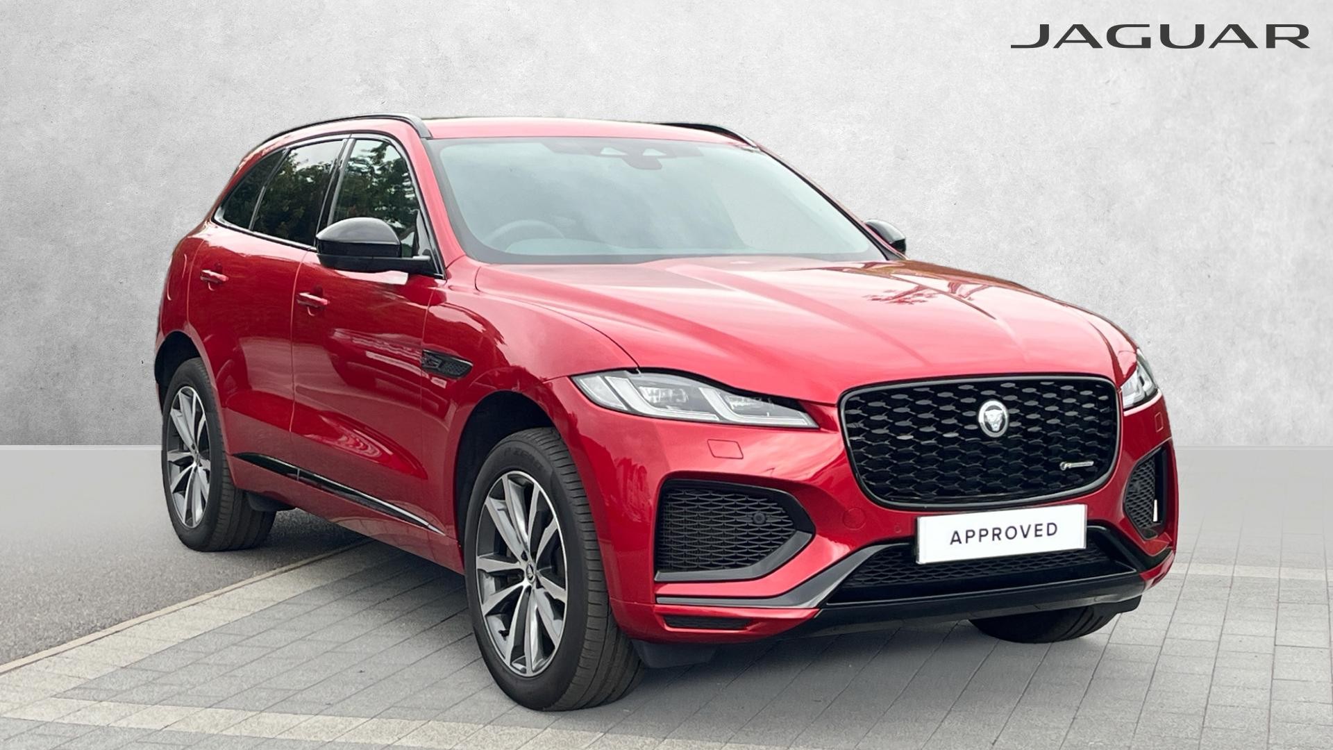 Jaguar F Pace