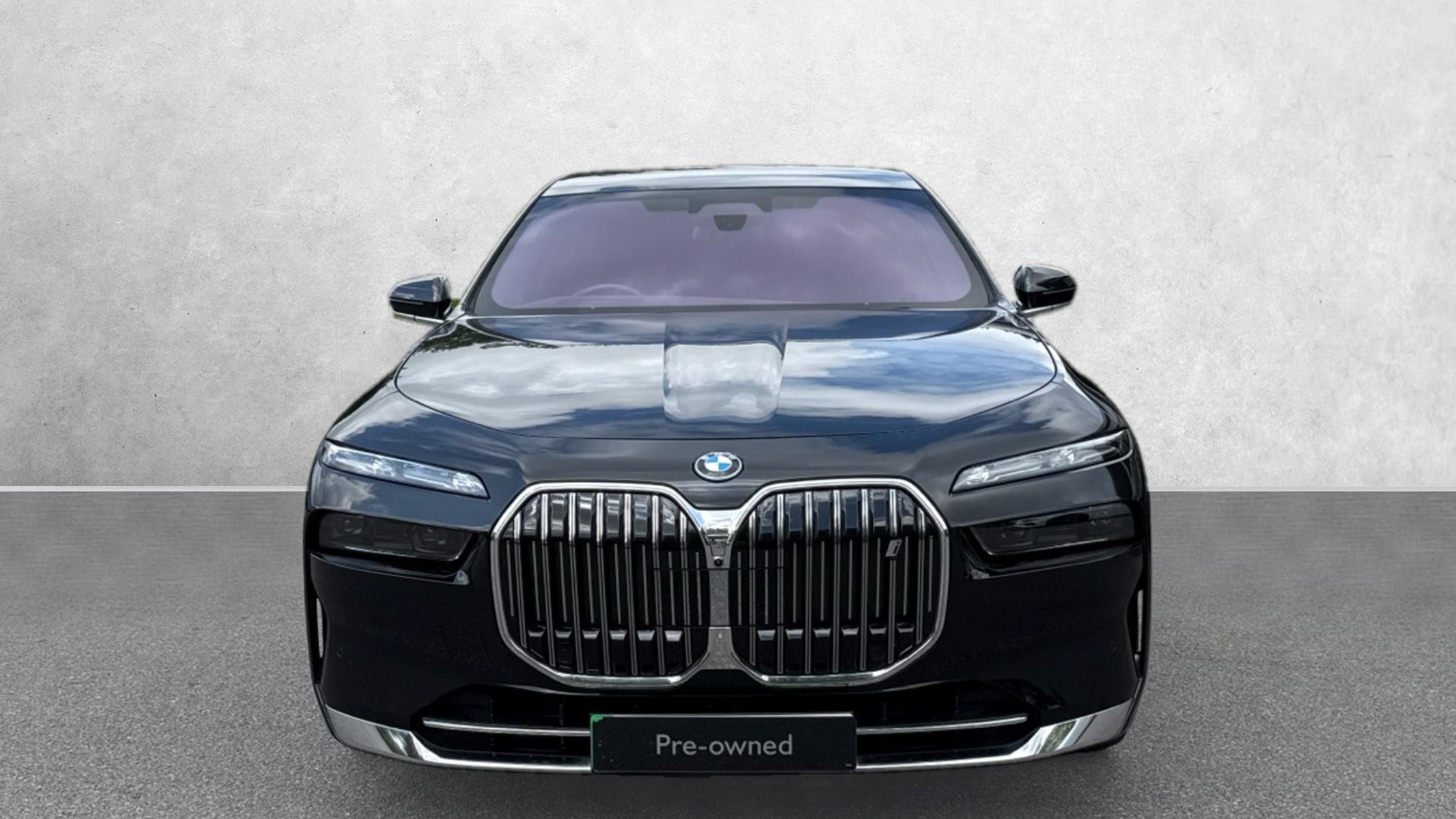 BMW I7