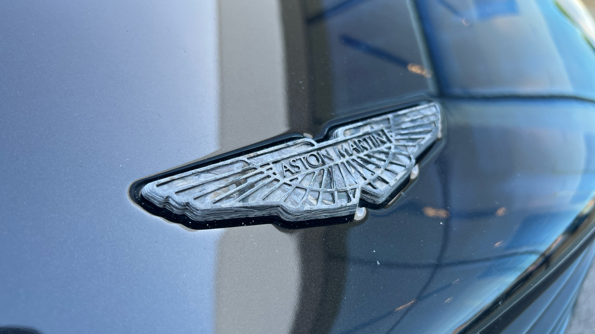 Aston Martin Vanquish