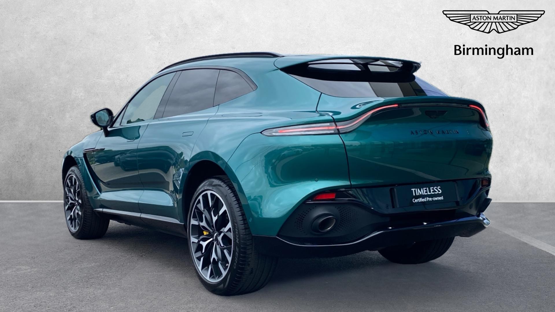Aston Martin DBX