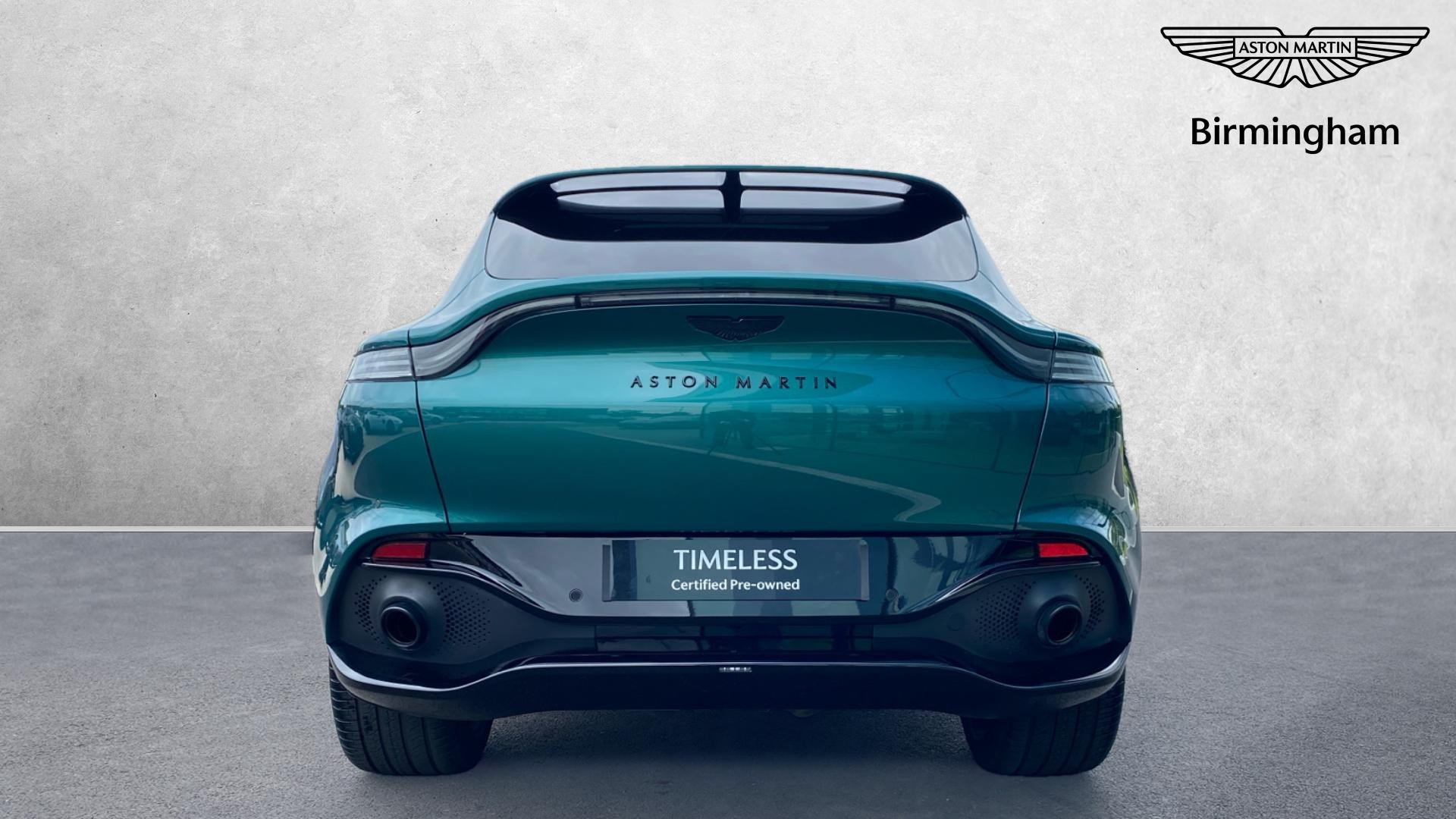 Aston Martin DBX
