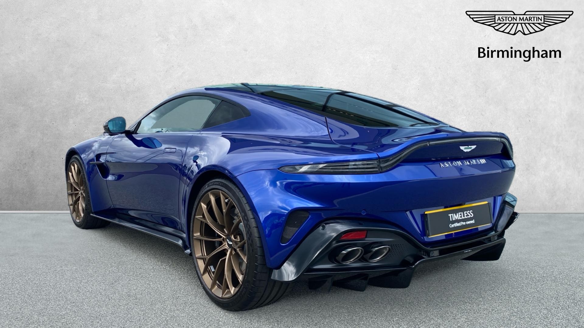Aston Martin Vantage