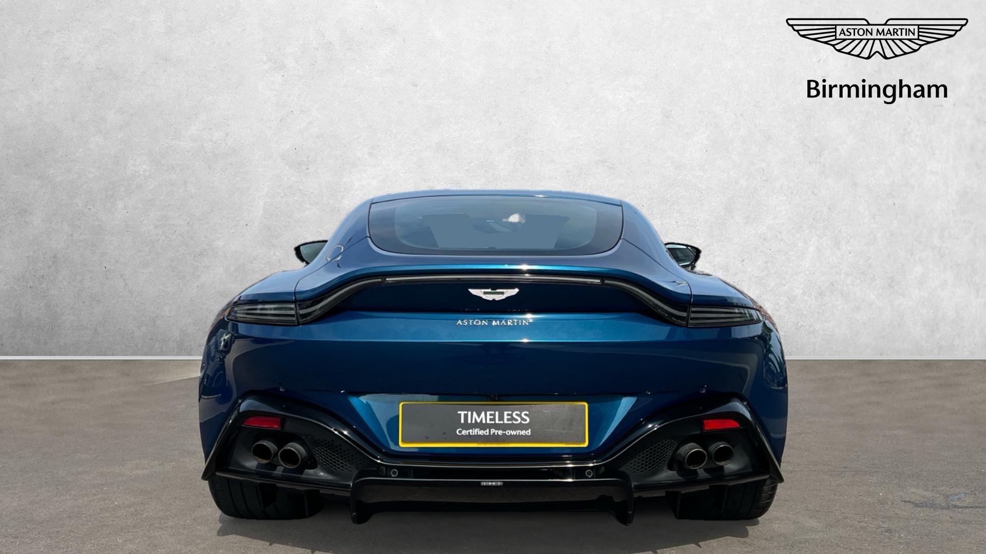 Aston Martin V8