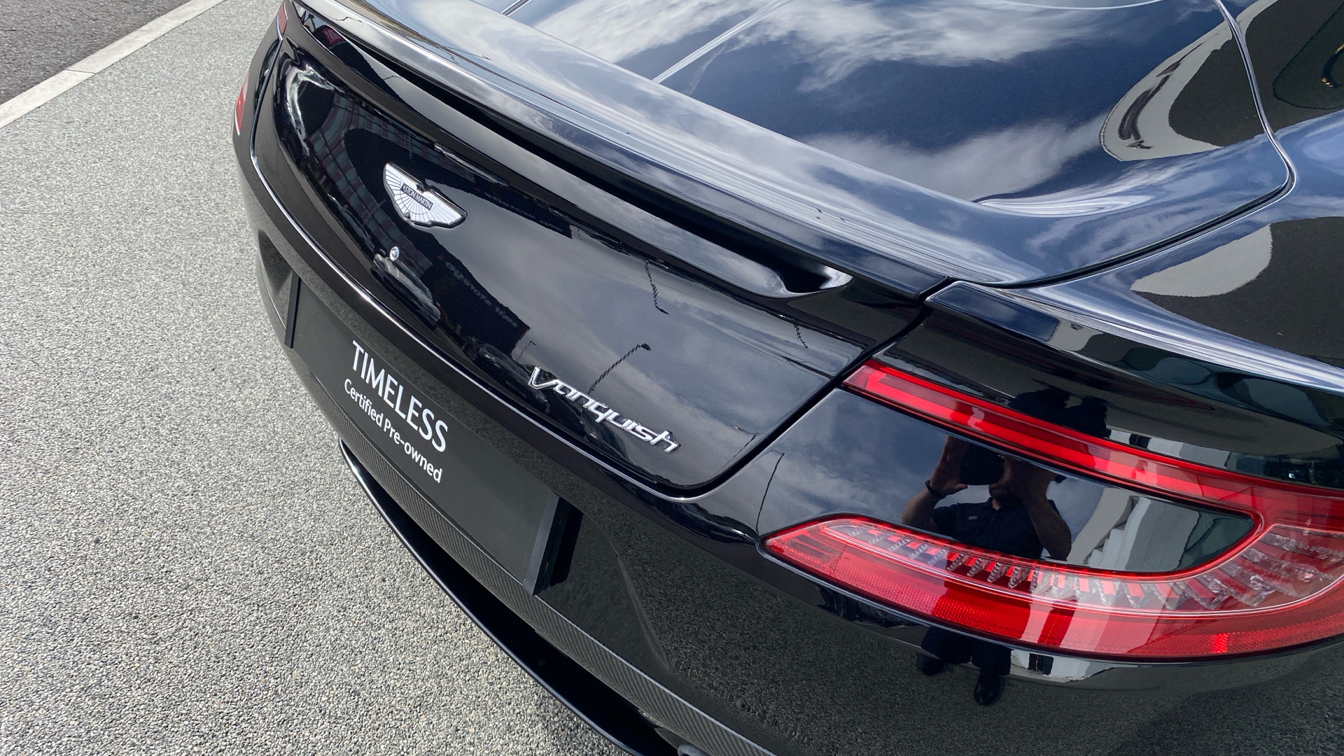 Aston Martin Vanquish