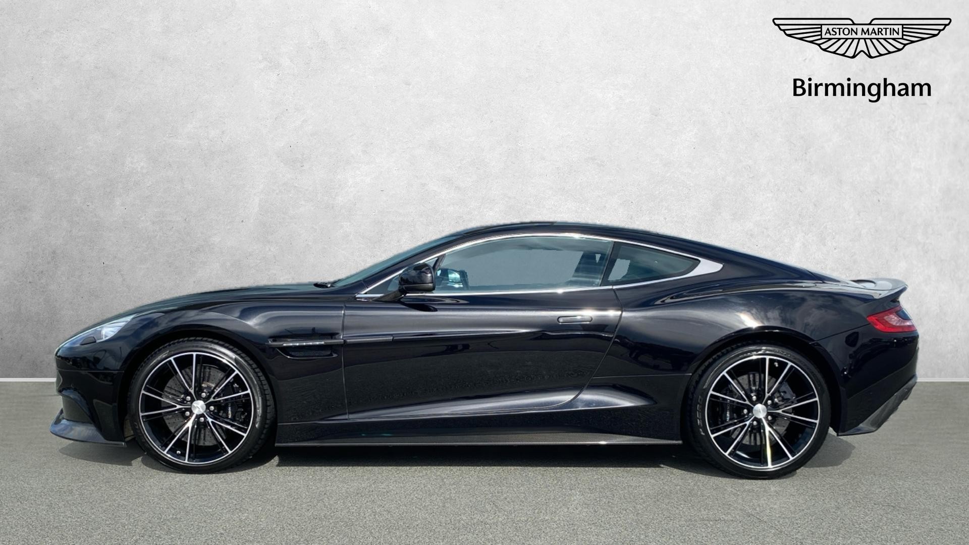 Aston Martin Vanquish
