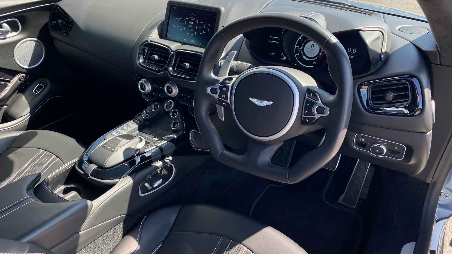 Aston Martin Vantage