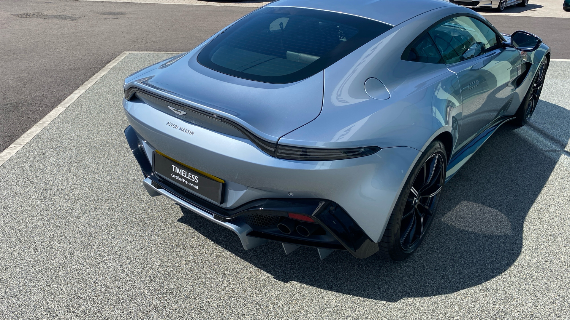 Aston Martin Vantage