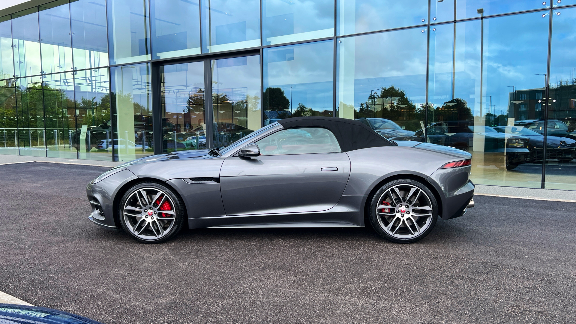 Jaguar F Type