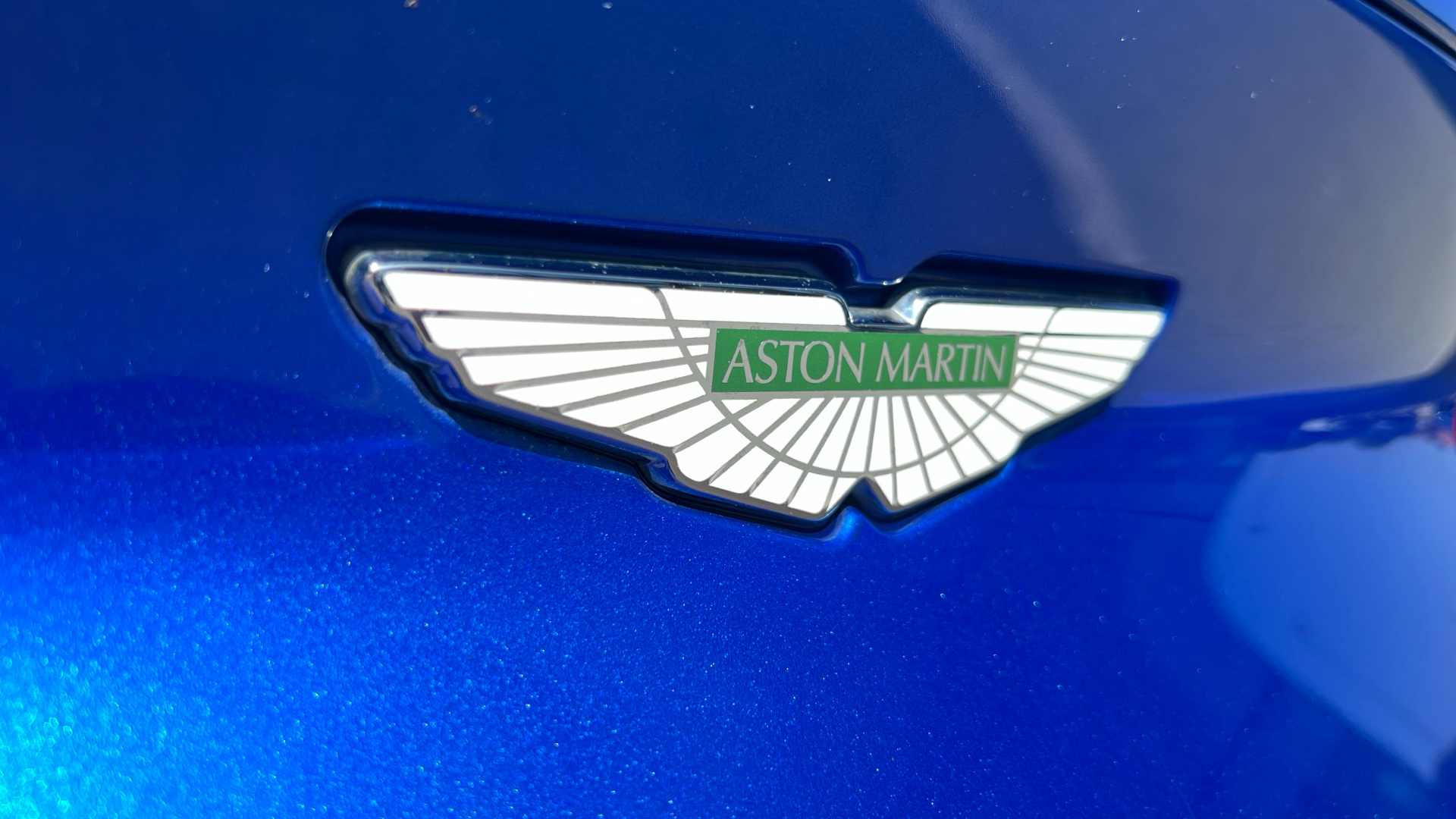 Aston Martin DB11