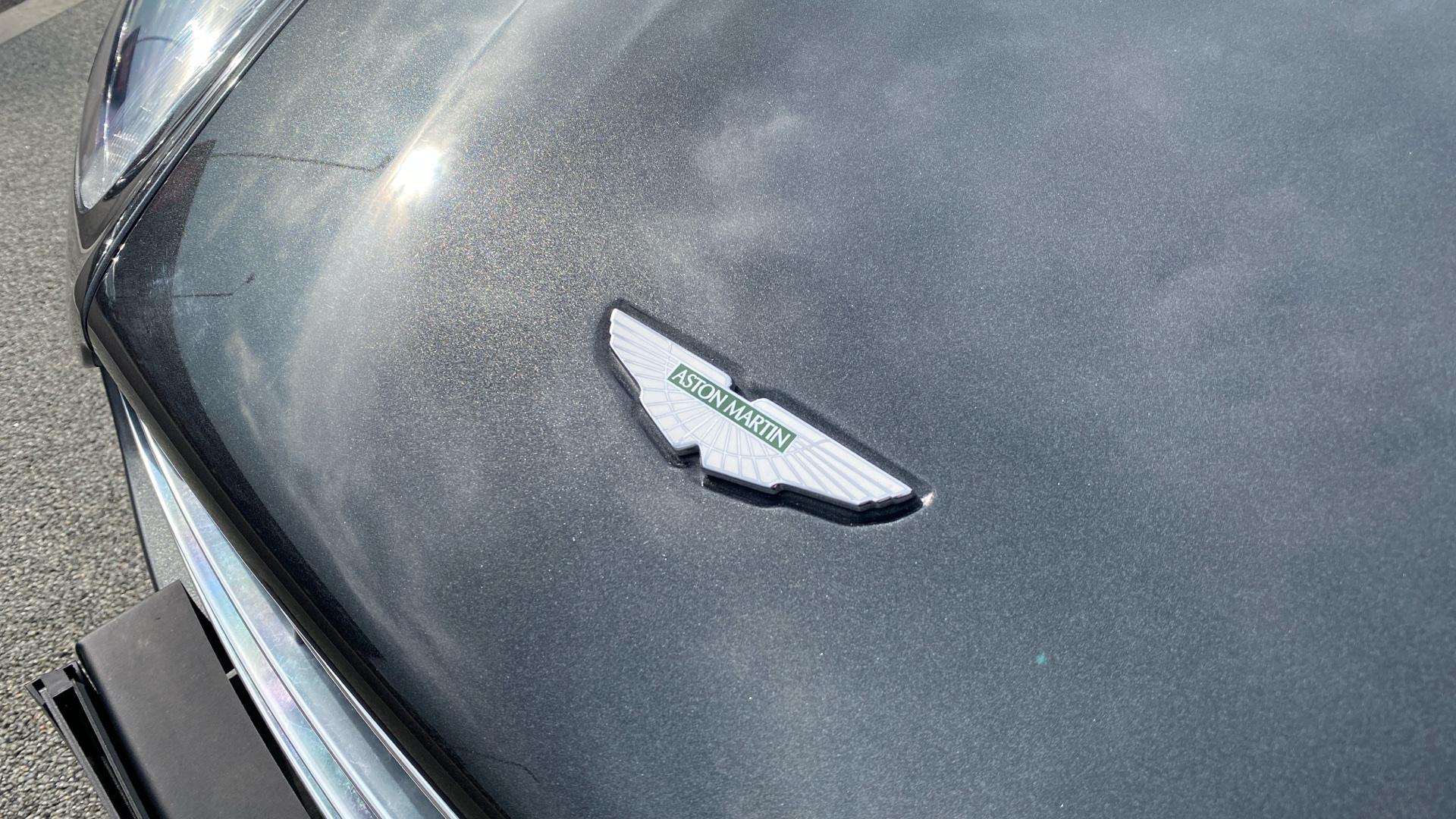 Aston Martin Vantage